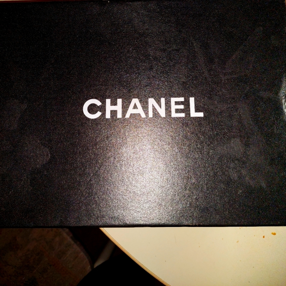 Chanel sneakers/size 10 which is a size 43